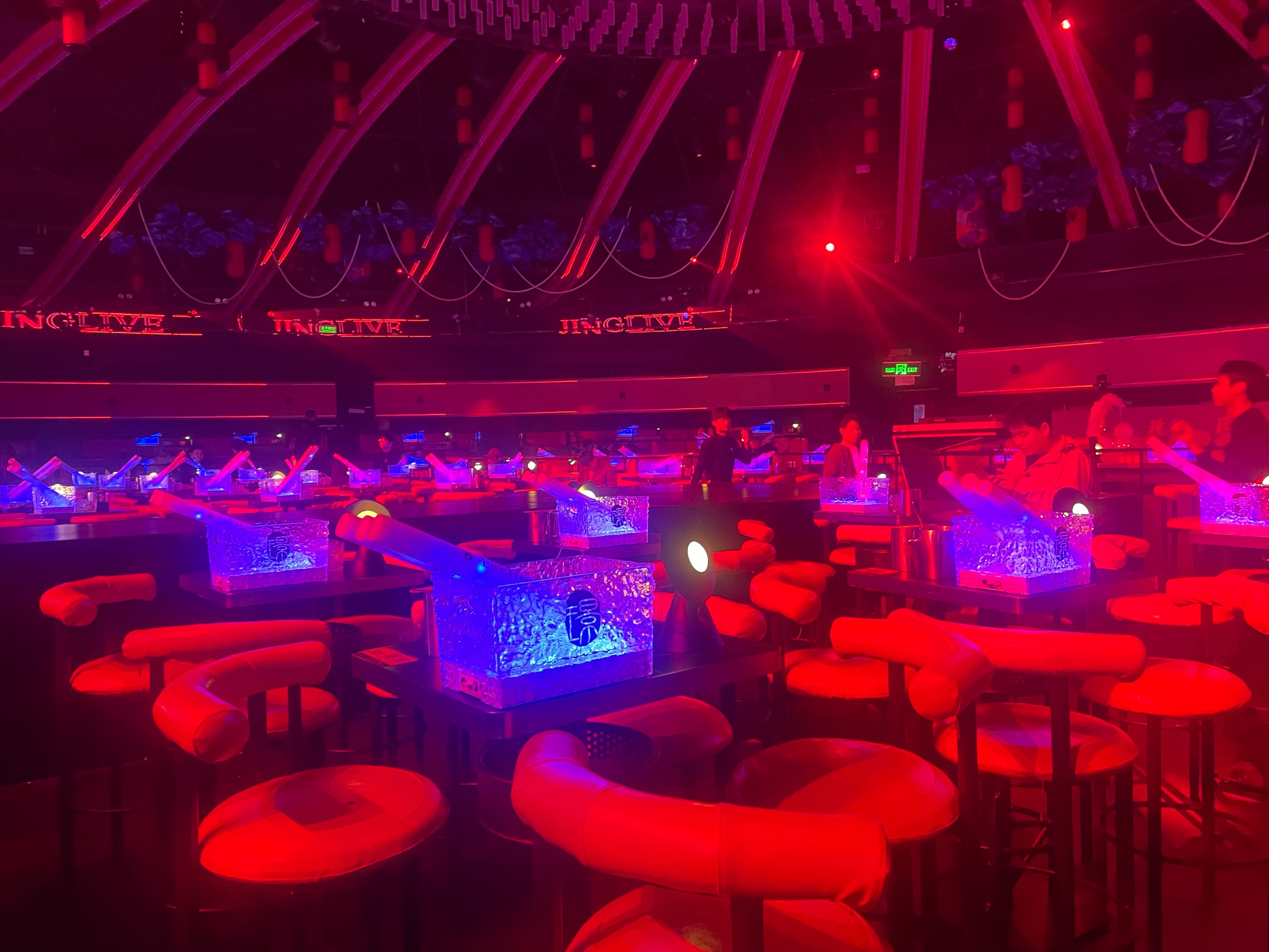 陇南商务KTV中低端消费  -两当县ktv预订